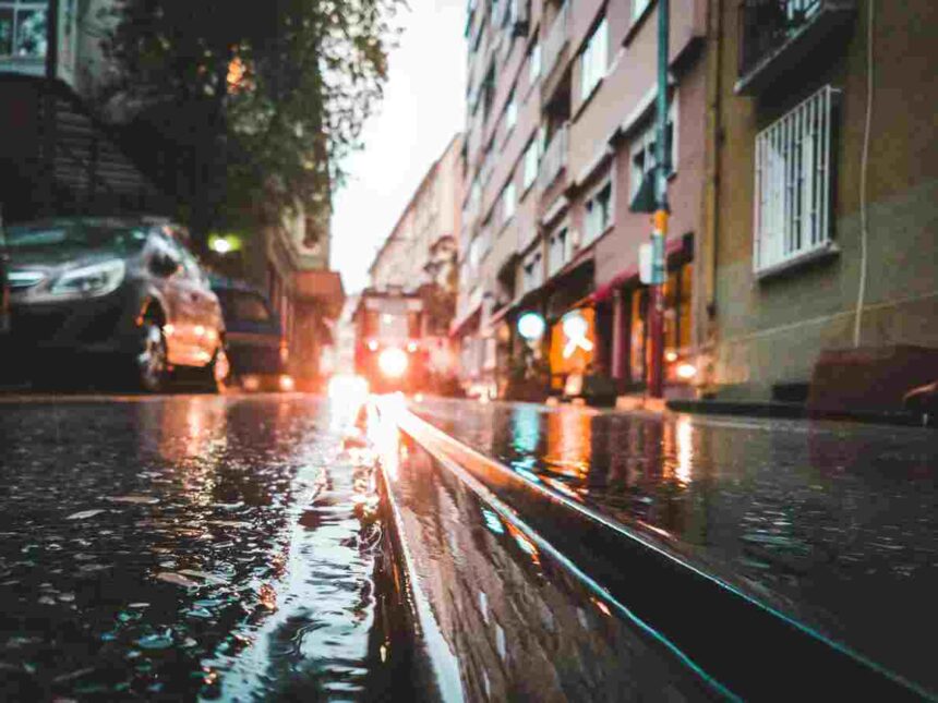 Texas Flash Floods Kill Over 100 - Leave Campers Missing as Rain Continues Texas Flash Floods Kill Over 100 - Leave Campers Missing as Rain Continues
